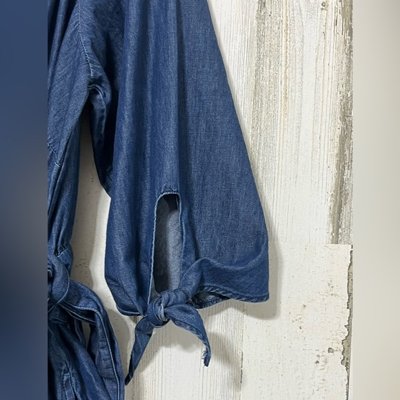 Eloquii Blue off Shoulder Lightweight Denim Dress Tie Front and 3/4 Sleeves - Picture 3 of 12